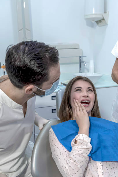 Best Broken Tooth Emergency  in Mantachie, MS